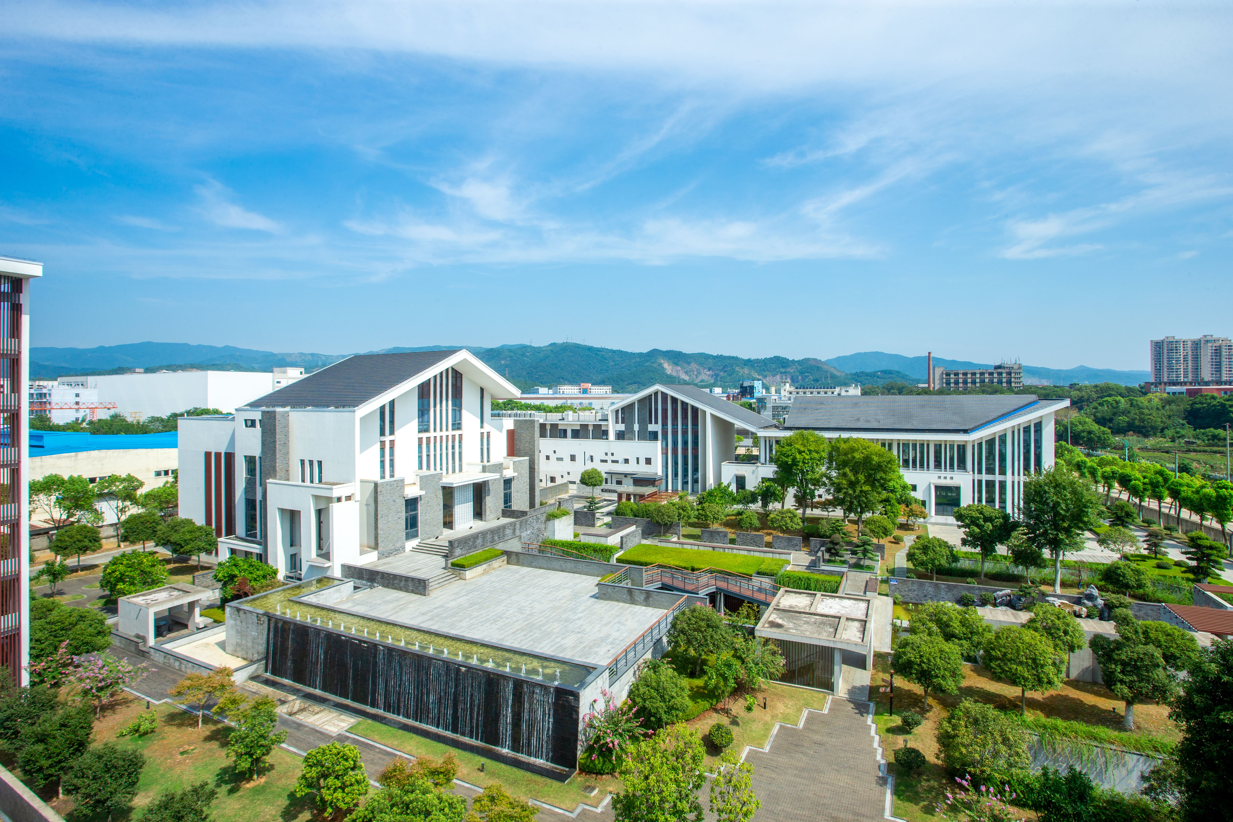 以心求學(xué)，則學(xué)有所成坯汤；以心立業(yè)虐唠，則功業(yè)可就